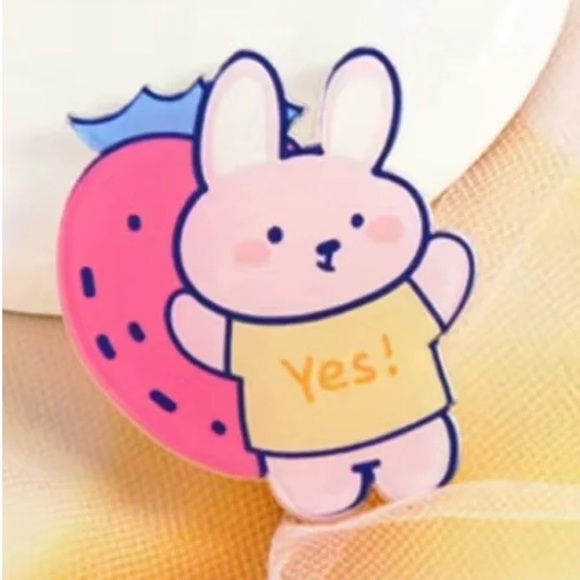 🛍️ Kawaii Strawberry Rabbit Acrylic Brooch Pin